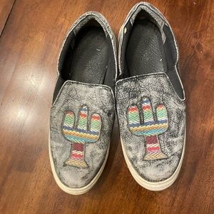 Cactus Roper slip on shoes